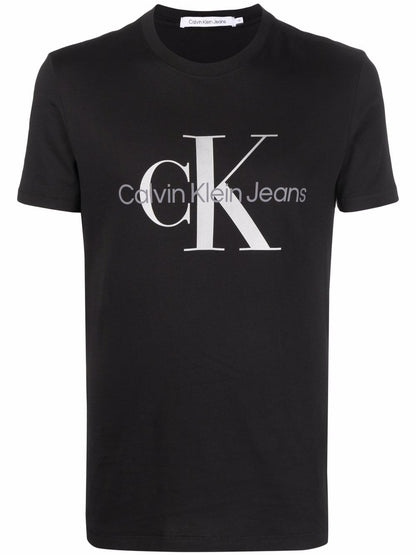 Calvin Klein T-shirt